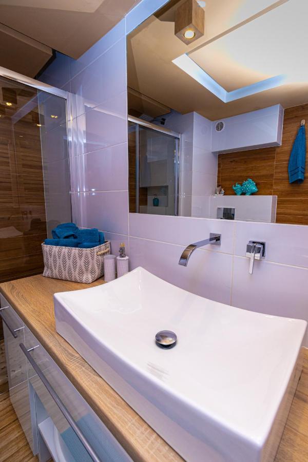 Apartament Srodmiescie Apartment Gdynia Bagian luar foto