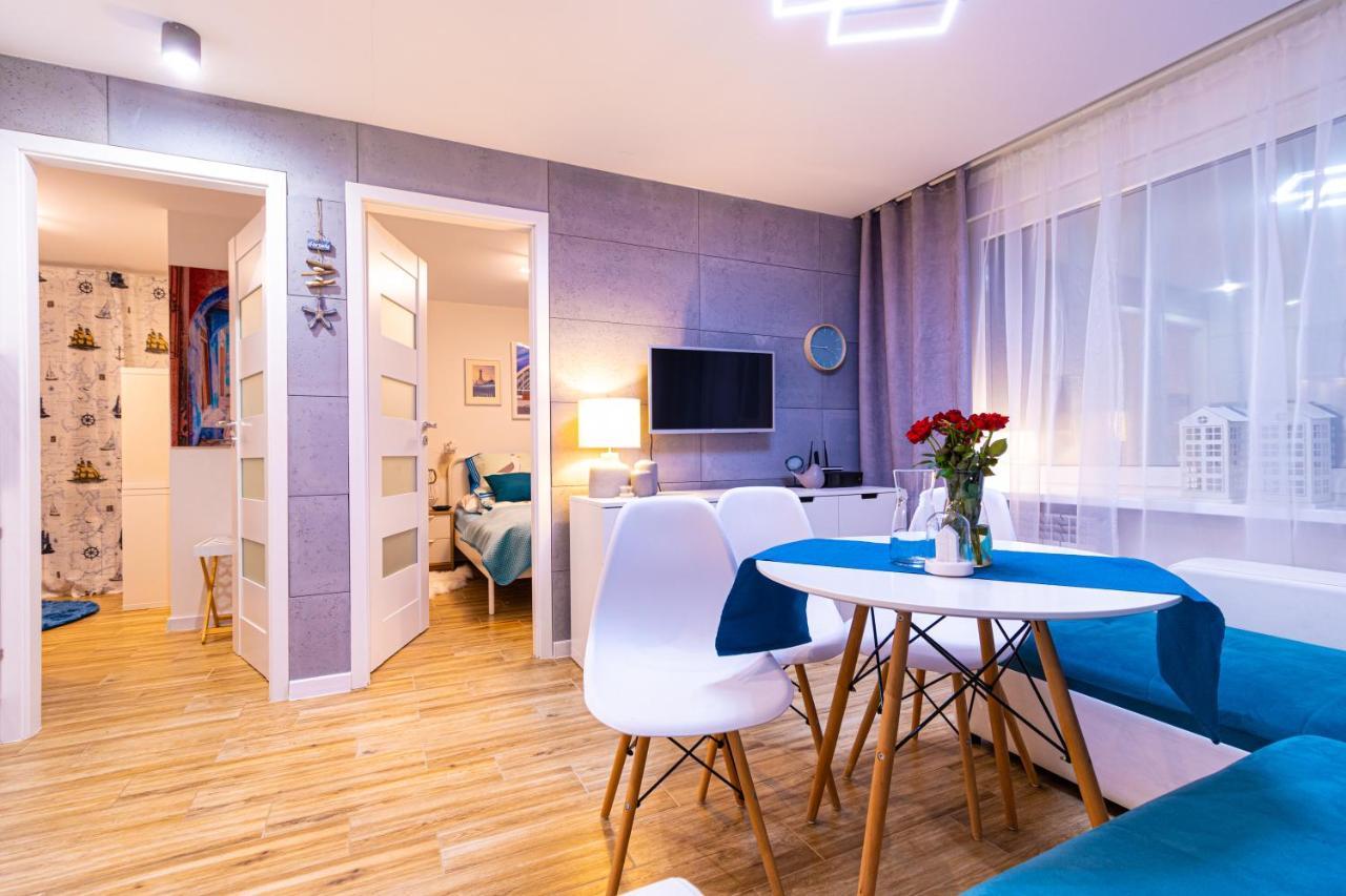 Apartament Srodmiescie Apartment Gdynia Bagian luar foto