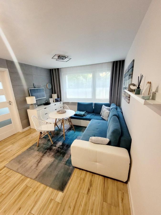 Apartament Srodmiescie Apartment Gdynia Bagian luar foto